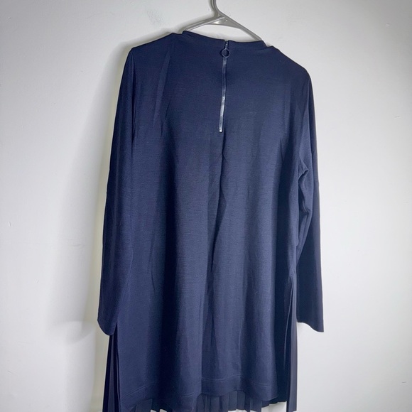Akris Punto x Bergdorf Goodman Wool Blend Navy Pleated Top - Picture 2 of 9